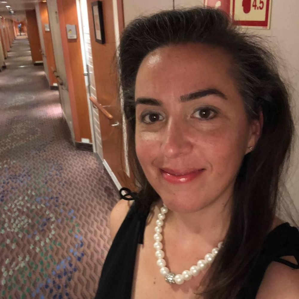 Meet your Posher, Genevieve